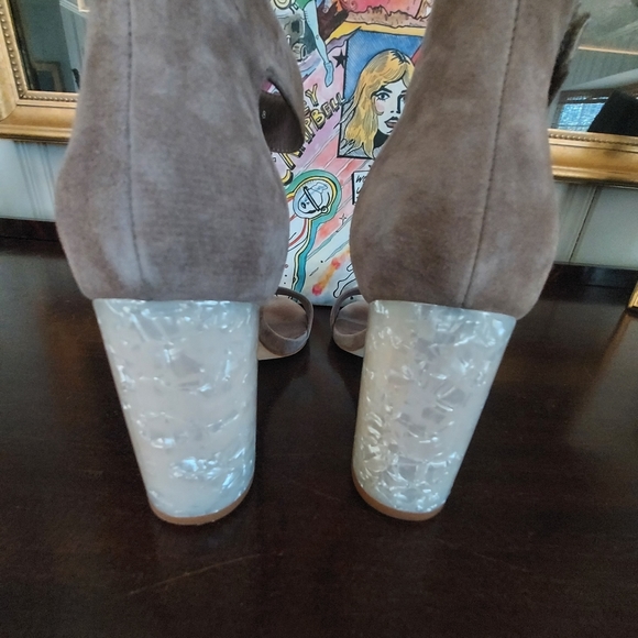 Jeffery Campbell Pearl Lindsay Heel, size 8, gently worn - Picture 3 of 5
